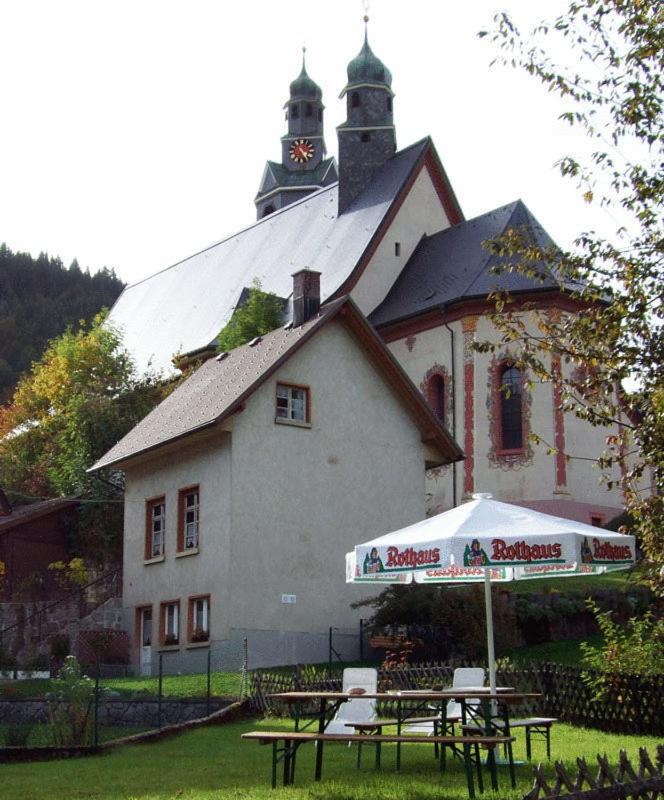 Готель Europaisches Gaste- Und Seminarhaus Тодтмос Екстер'єр фото